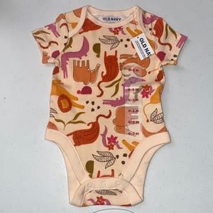 Old Navy Baby Girl Short Sleeve Jungle Animal Print Onesie Size 0-3 Months NWT